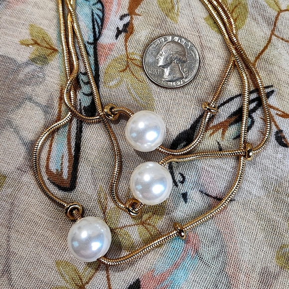 Alfani Three 3 Strand Faux Pearl Gold Tone Snake Chain Necklace - Picture 7 of 7